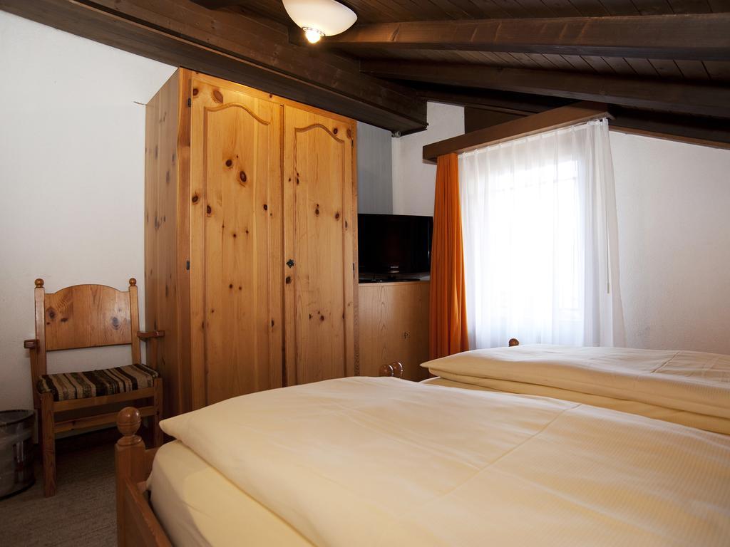 Ambiente Guesthouse Зас-Фе Экстерьер фото